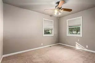 16340 S McGrath Dr, Plainfield, IL 60586 - Photo 9