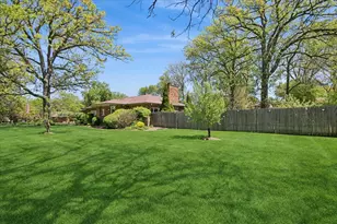 667 N Lake St, Grayslake, IL 60030 - Photo 23