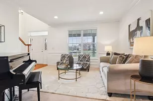 2415 Wembley Ct, Gurnee, IL 60031 - Photo 9