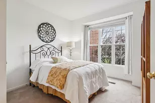 2415 Wembley Ct, Gurnee, IL 60031 - Photo 21