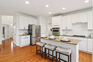 2415 Wembley Ct, Gurnee, IL 60031 - Photo 13