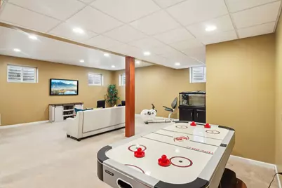 2415 Wembley Court, Gurnee, IL 60031 - Photo 47