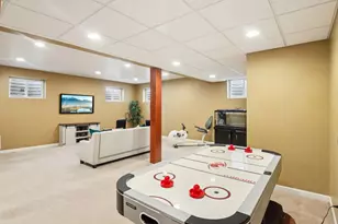 2415 Wembley Ct, Gurnee, IL 60031 - Photo 47