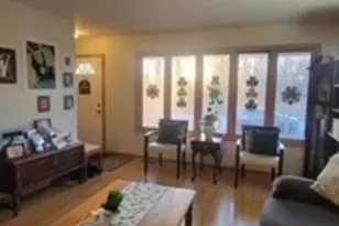 14241 Mackinaw Ave, Burnham, IL 60633 - Photo 5