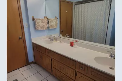 14241 Mackinaw Avenue, Burnham, IL 60633 - Photo 15