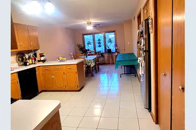 14241 Mackinaw Avenue, Burnham, IL 60633 - Photo 11