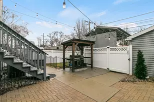 3239 Wesley Ave, Berwyn, IL 60402 - Photo 23
