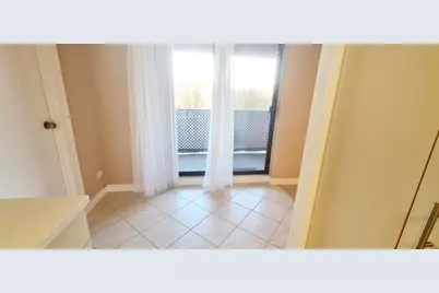 3700 Capri Court #206, Glenview, IL 60025 - Photo 11