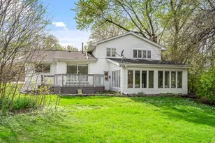 6531 Midhurst Rd, Downers Grove, IL 60516 - Photo 21
