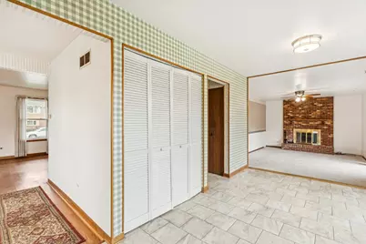 18604 Carpenter Street, Homewood, IL 60430 - Photo 7