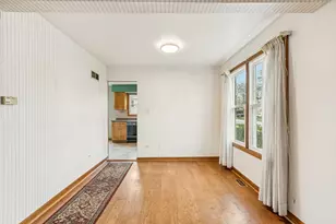 18604 Carpenter St, Homewood, IL 60430 - Photo 5