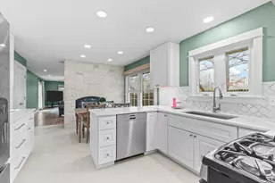 346 Spruce Ave, Lake Forest, IL 60045 - Photo 11