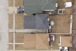 2736 E Goodrich Ave E, Burnham, IL 60633 - Photo 23