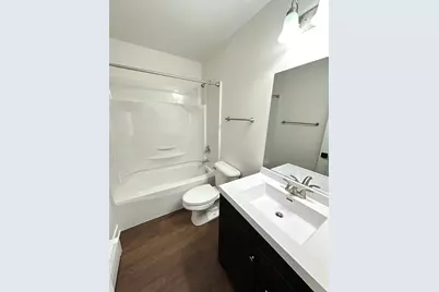 222 S Tryon Street #6, Woodstock, IL 60098 - Photo 11