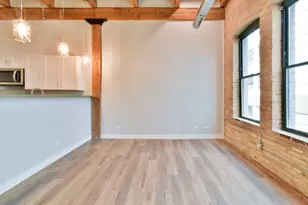 11 E Illinois St, Chicago, IL 60611 - Photo 5