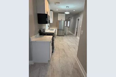 8219 S Honore Street, Chicago, IL 60620 - Photo 5