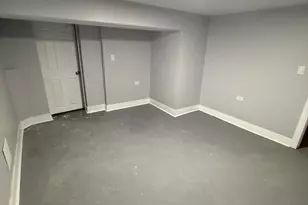 8219 S Honore St, Chicago, IL 60620 - Photo 33