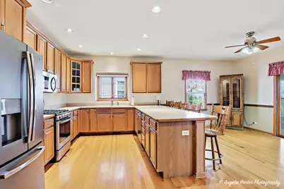 517 Sawgrass Lane, Hampshire, IL 60140 - Photo 9