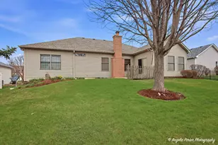 517 Sawgrass Ln, Hampshire, IL 60140 - Photo 5