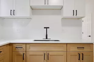 6029 S Artesian Ave, Chicago, IL 60629 - Photo 17