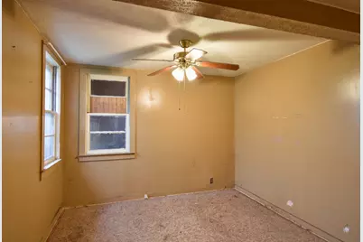 310 N 1st Street, Fairbury, IL 61739 - Photo 13