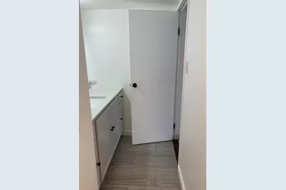 637 E Woodland Park Avenue #611, Chicago, IL 60616 - Photo 11