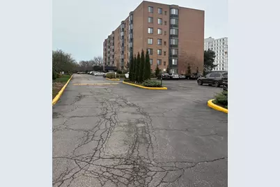 637 E Woodland Park Avenue #611, Chicago, IL 60616 - Photo 17