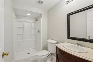 6605 Oakwood Manor Dr, Crystal Lake, IL 60012 - Photo 49