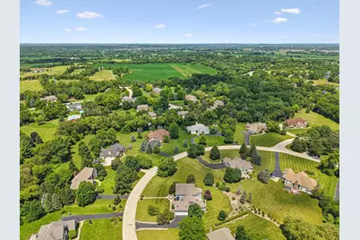 6605 Oakwood Manor Drive, Crystal Lake, IL 60012 - Photo 73