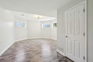 6605 Oakwood Manor Dr, Crystal Lake, IL 60012 - Photo 55