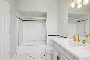 6605 Oakwood Manor Dr, Crystal Lake, IL 60012 - Photo 35