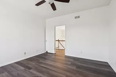 6605 Oakwood Manor Drive, Crystal Lake, IL 60012 - Photo 39