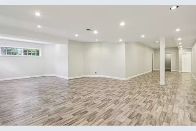 6605 Oakwood Manor Drive, Crystal Lake, IL 60012 - Photo 53