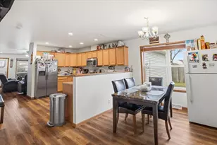 1624 Arrington Dr, North Chicago, IL 60064 - Photo 9