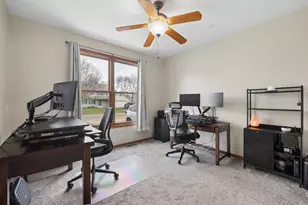 611 Prairie View Ln, Hinckley, IL 60520 - Photo 7