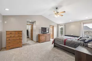 611 Prairie View Ln, Hinckley, IL 60520 - Photo 19