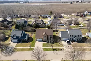 611 Prairie View Ln, Hinckley, IL 60520 - Photo 41