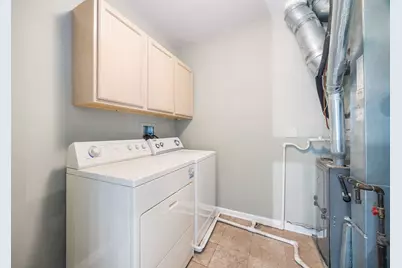 2556 Camberley Circle #2-813, Westchester, IL 60154 - Photo 19