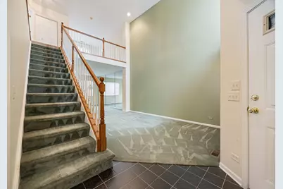 2556 Camberley Circle #2-813, Westchester, IL 60154 - Photo 11