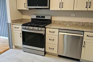 922 Old Willow Rd, Prospect Heights, IL 60070 - Photo 15