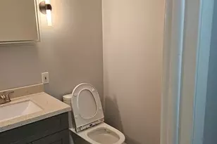 922 Old Willow Rd, Prospect Heights, IL 60070 - Photo 11