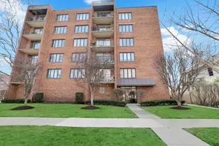 1389 Perry St, Des Plaines, IL 60016 - Photo 1