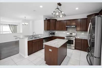 462 Grosvenor Lane, Aurora, IL 60504 - Photo 7