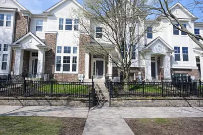 462 Grosvenor Lane, Aurora, IL 60504 - Photo 3
