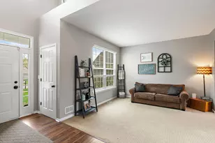 4951 Thistle Ln, Lake in the Hills, IL 60156 - Photo 3