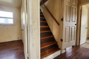 9061 S Parnell Ave, Chicago, IL 60620 - Photo 25