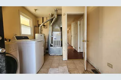 9061 S Parnell Avenue, Chicago, IL 60620 - Photo 23