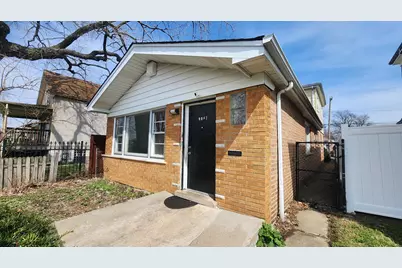 9061 S Parnell Avenue, Chicago, IL 60620 - Photo 3