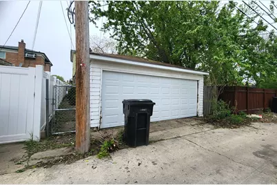 9061 S Parnell Avenue, Chicago, IL 60620 - Photo 37