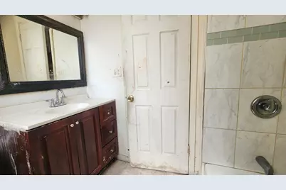 9061 S Parnell Avenue, Chicago, IL 60620 - Photo 13